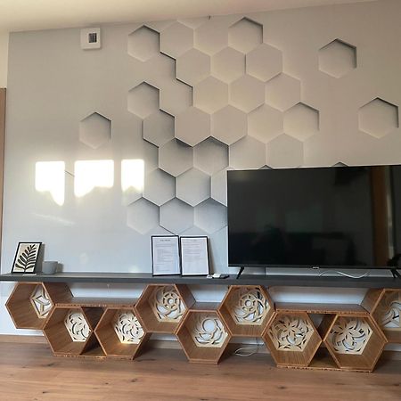 Hexagon Apartman Szeged Eksteriør bilde